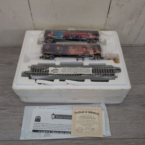 Hawthorne Village Elvis Heartbreak Hotel & Love Me Tender Railroad Cars & Track